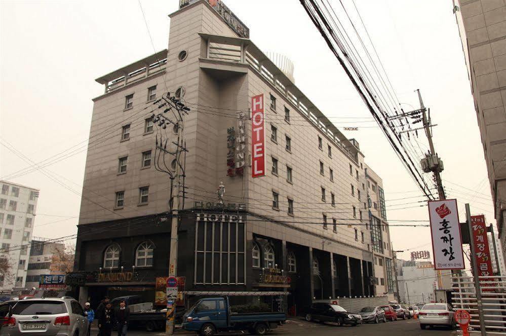Hotel Diamond Suwon Buitenkant foto